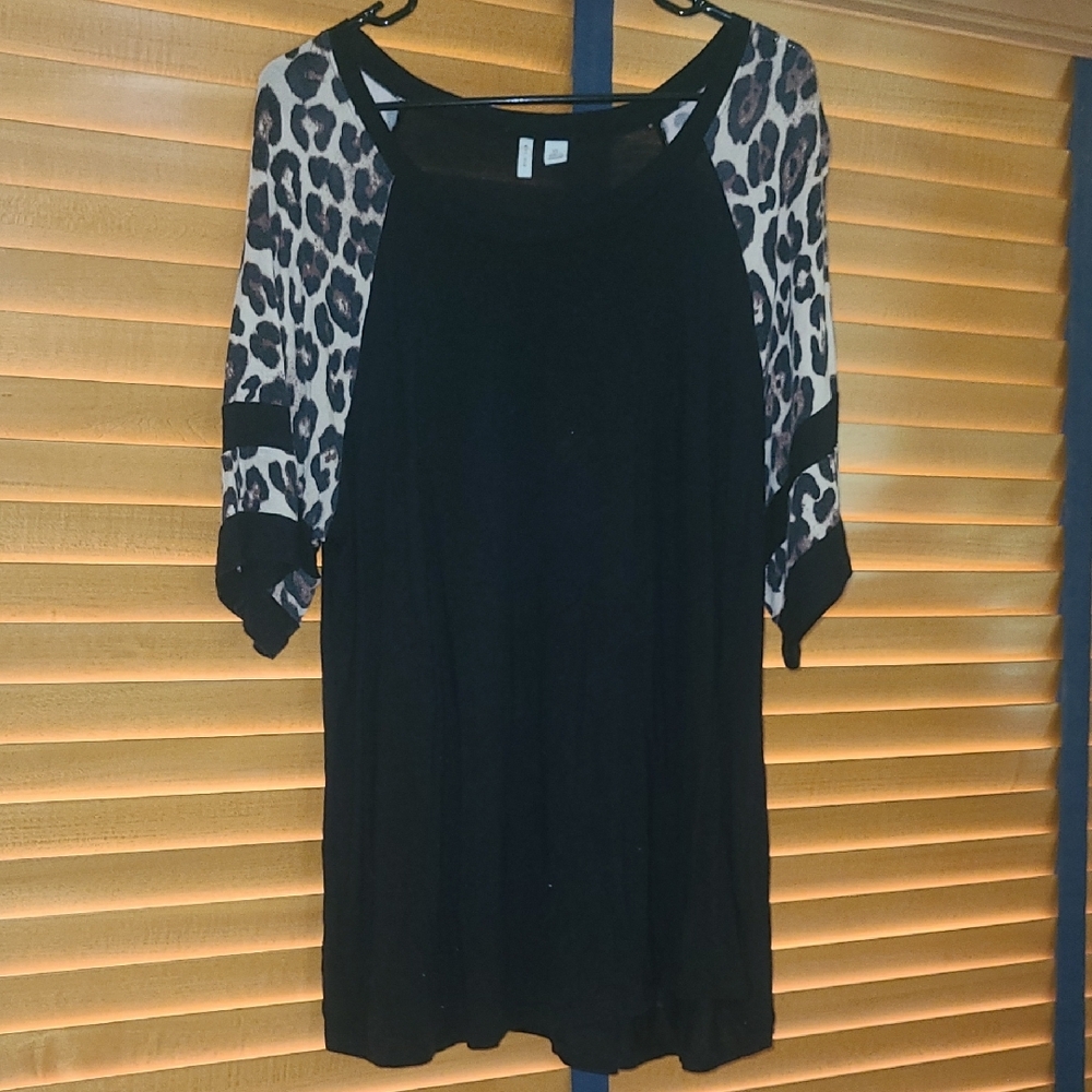 Black Womens Top with Leopard Print Sleeves